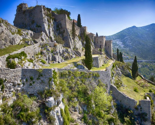 ANCIENT SALONA AND THE FORTRESS OF KLIS