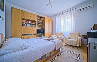 Apartment Lidija