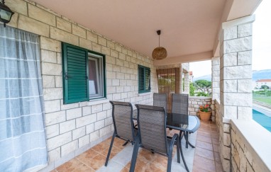 Apartments Lada