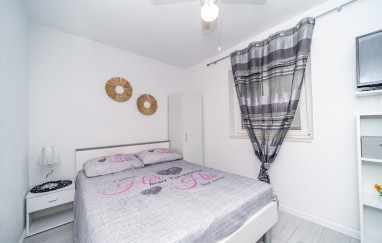 Apartments Lada