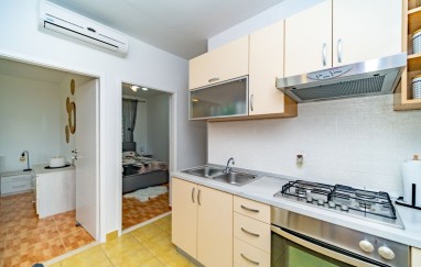 Apartments Lada