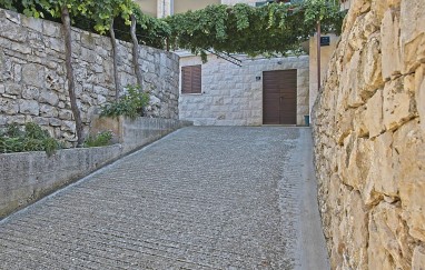 Apartments Jobe