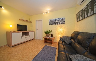 Apartments Kora