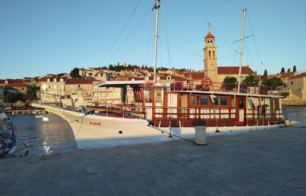  OMIŠ FISH PICNICK 