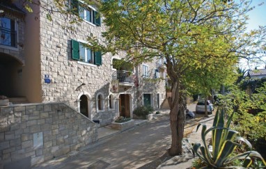 Apartments Kora
