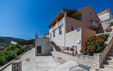Apartmani Iva