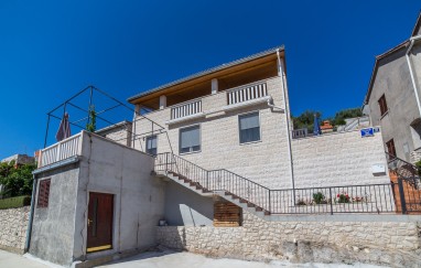 Apartmani Iva