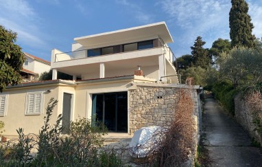Apartmani Hrvoje