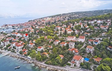 Apartmani Hrvoje
