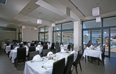 Hotel Vrilo