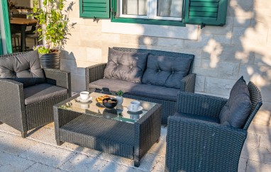 Vacation house Bračuta