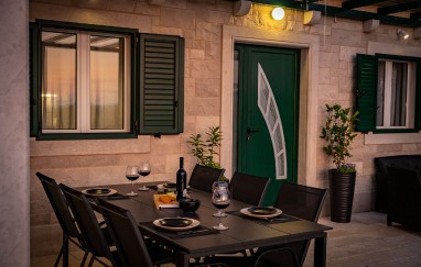 Vacation house Bračuta