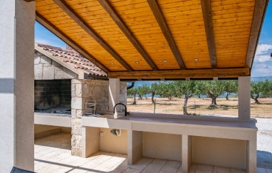 Vacation house Bračuta